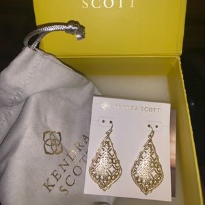 Kendra Scott golden dangle earrings